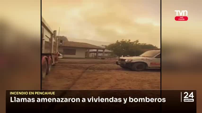 Llamas amenazaron a viviendas y bomberos