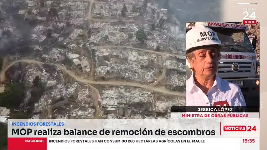 Ministra López y remoción de escombros tras incendios: “Es una tarea larga que se prolongará por mucho tiempo”