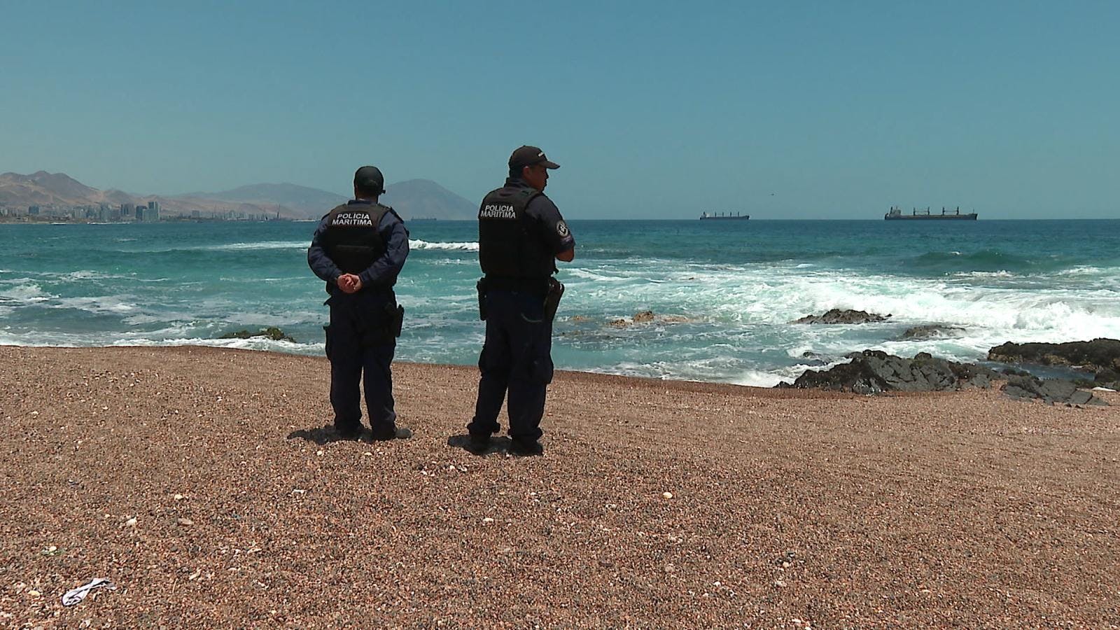 Encuentran cuerpo de joven extranjero desaparecido en playa Los Pinares