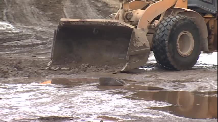 Realizan labores de limpieza en el Río de Las Minas
