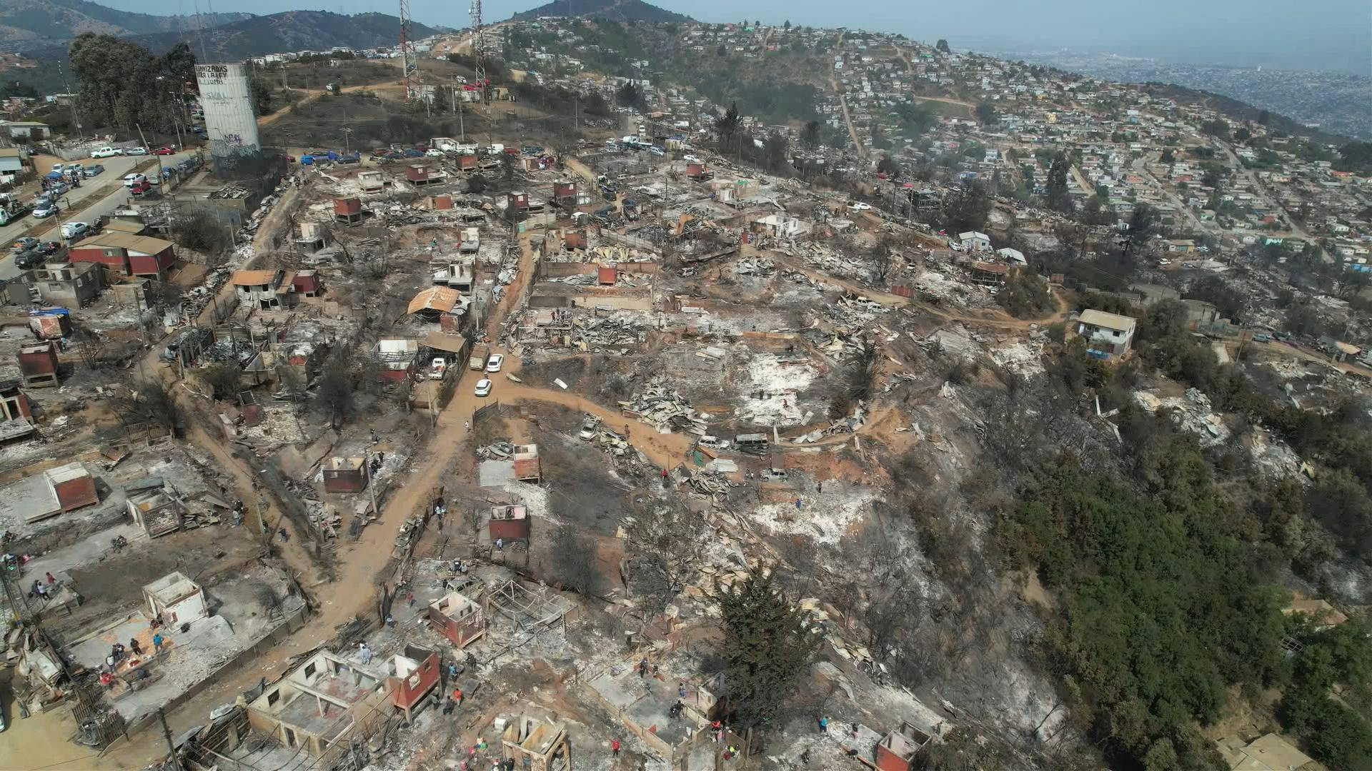 El Servicio Médico Legal confirmó la cifra de 132 fallecidos tras los incendios en la región