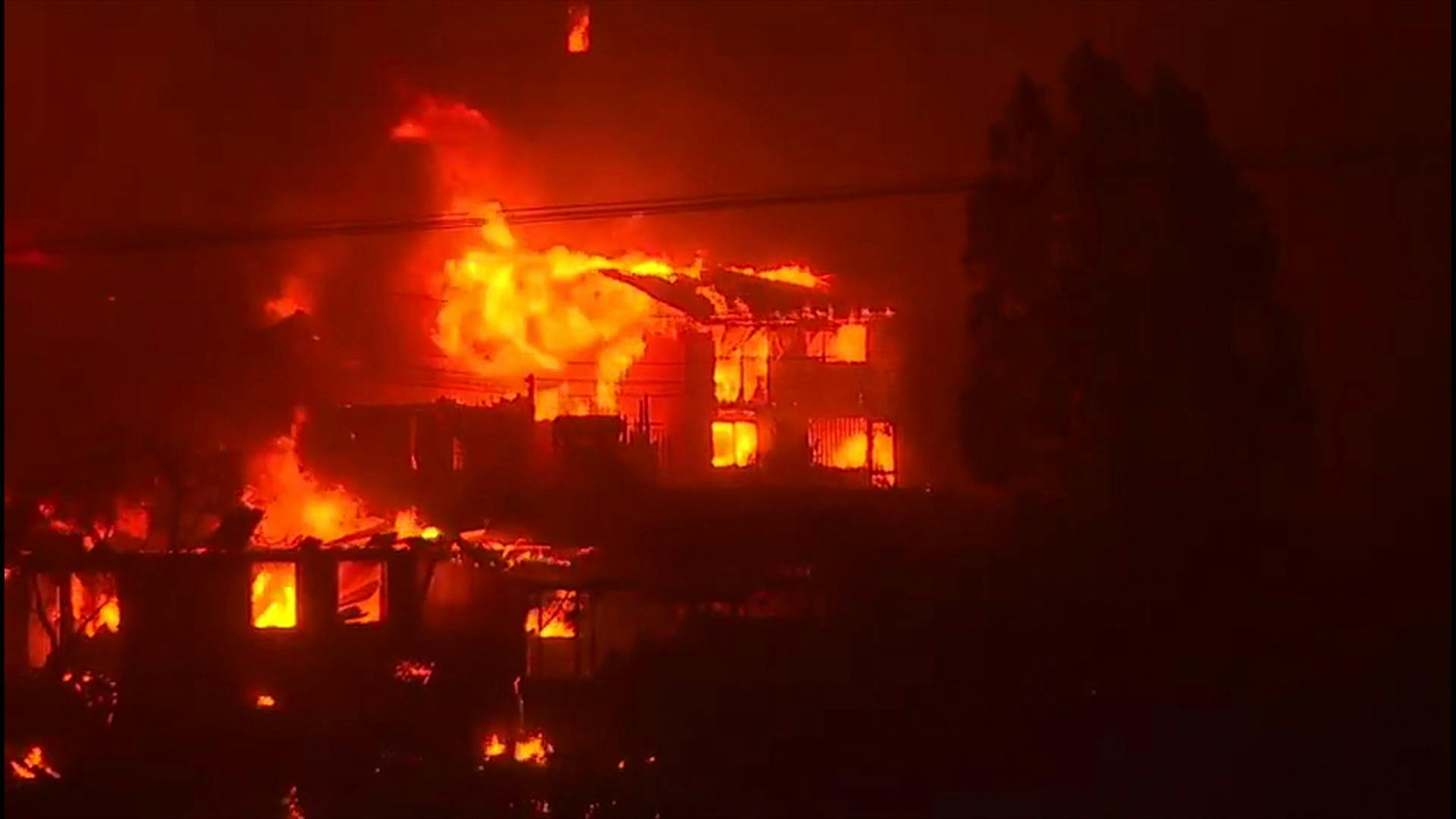 Comienza la entrega de las primeras medidas de atención social temprana para damnificados en los incendios