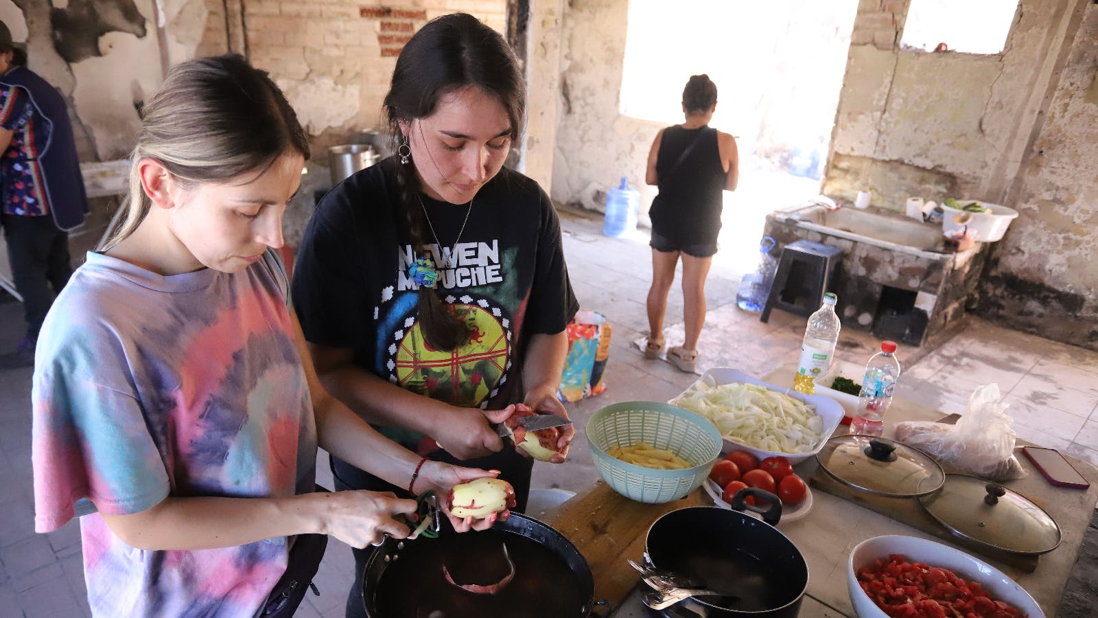 CONFECH coordina trabajos de reconstrucción tras incendios y llaman a más voluntarios