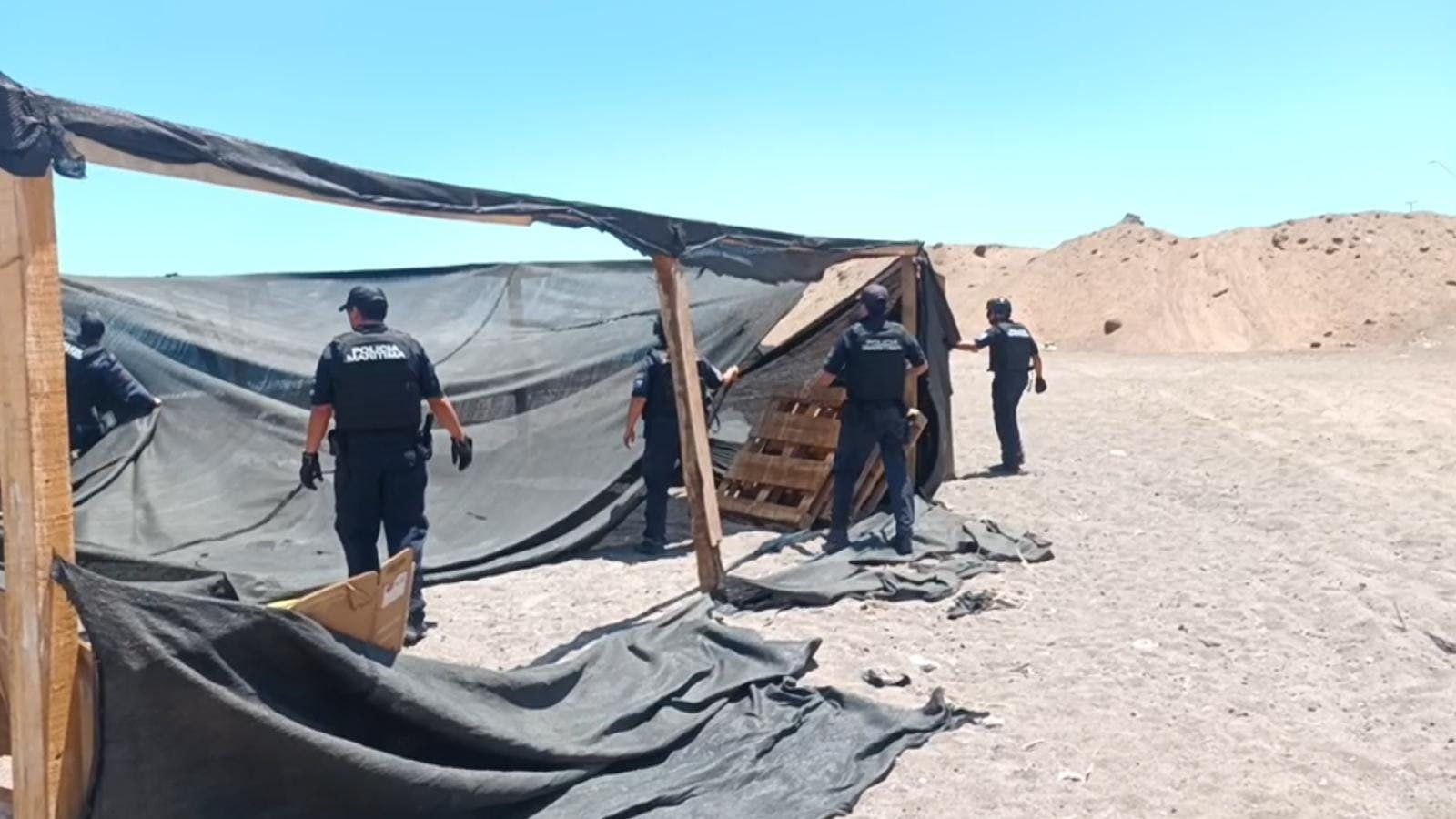 Nuevo desalojo de borde costero dejó una decena de infracciones