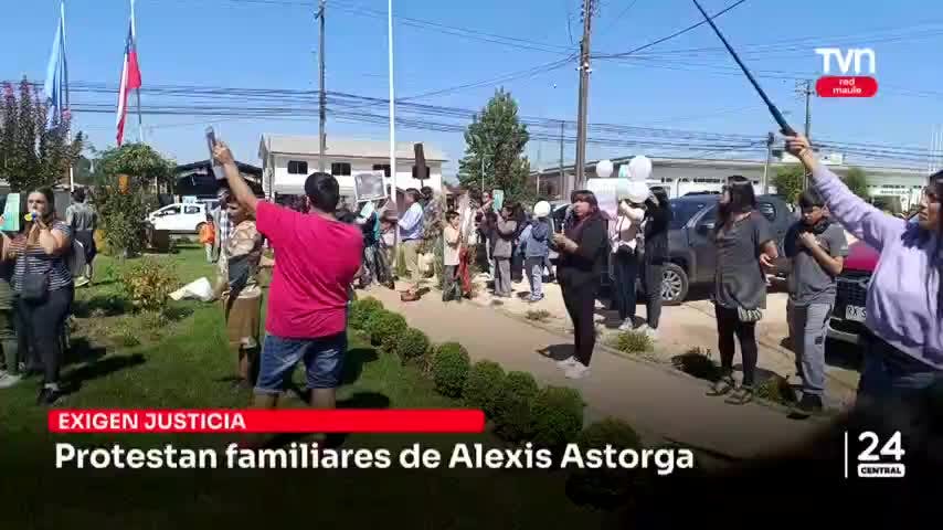 Protestan familiares de Alexis Astorga