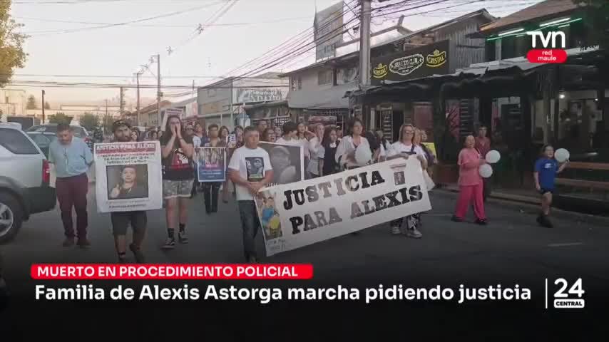 Familia de Alexis Astorga marcha pidiendo justicia