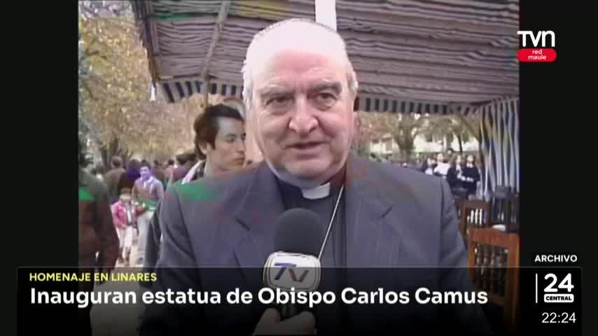 Homenaje a Obispo Carlos Camus en Linares