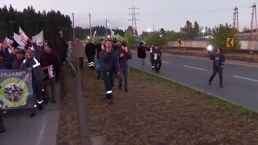 Huachipato: Trabajadores inician escalada de movilizaciones