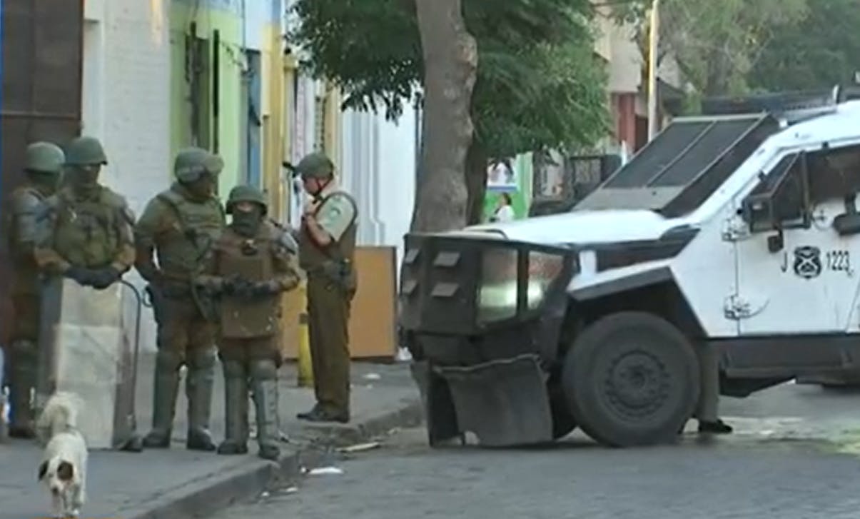 Masivo despliegue en barrio Yungay: Fuerzas especiales desaloja a peligrosas bandas narcos
