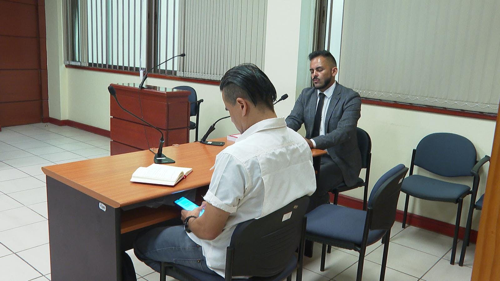 Cinco días tiene la defensa del ex seremi de vivienda Carlos Contreras para apelar a la prisión preventiva 