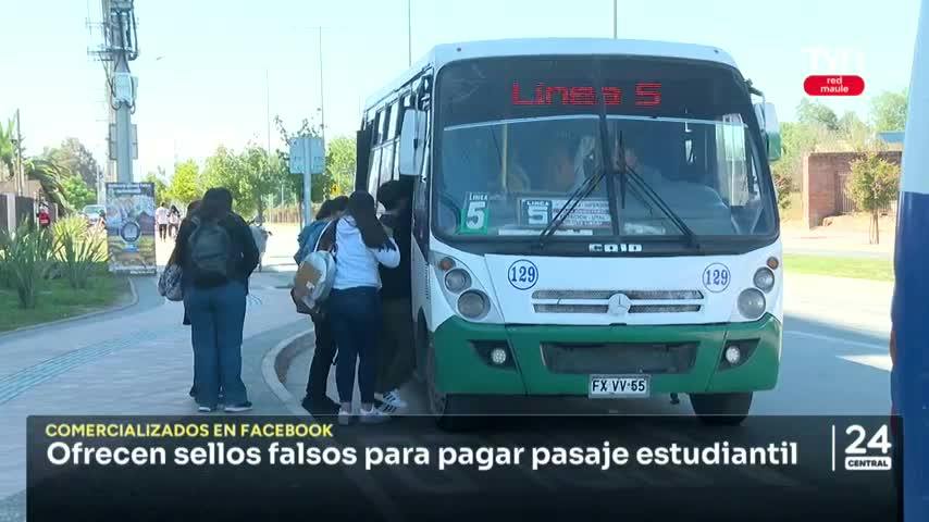 Ofrecen sellos falsos para pagar pasaje estudiantil