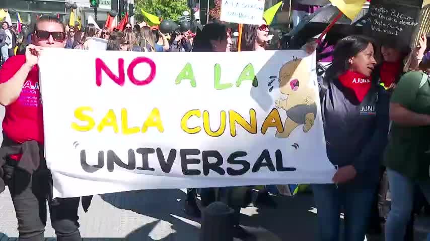 Paro de los trabajadores de la Junta Nacional de Jardines Infantiles