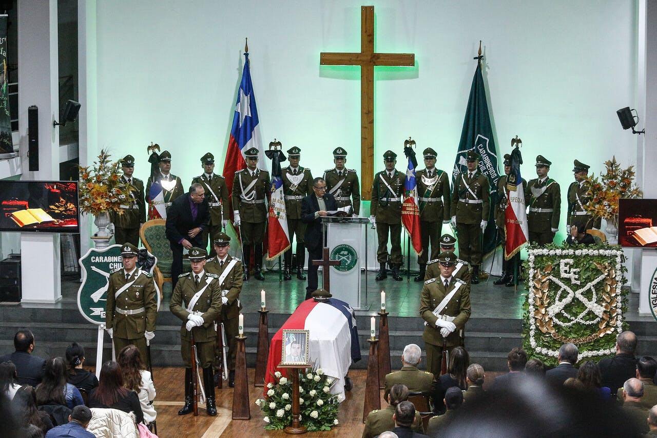 La sobrecogedora despedida al mayor Emmanuel Sánchez