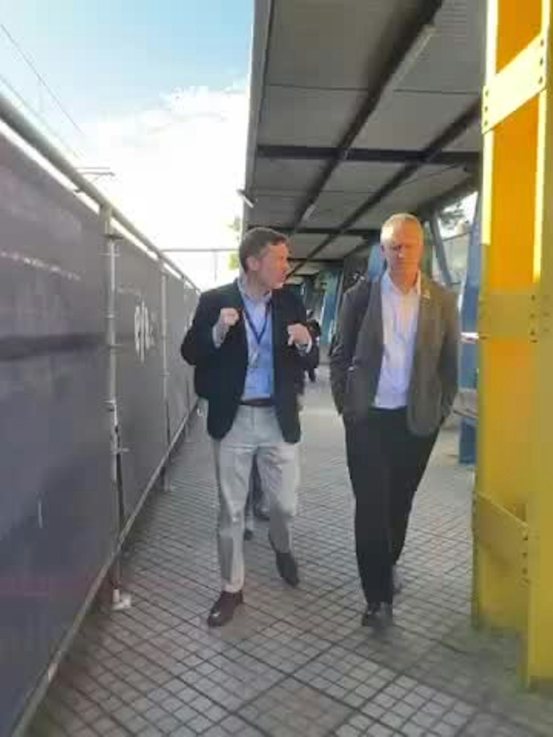 Anuncian plan piloto de trenes 30/30