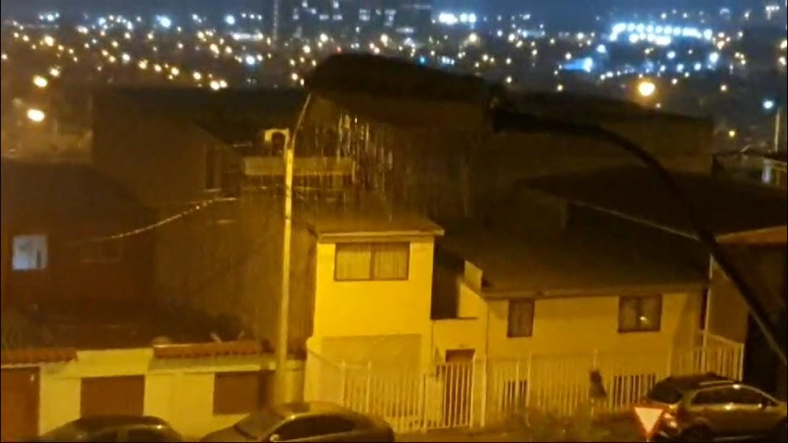 Intensas precipitaciones dejaron viviendas anegadas en distintas comunas 