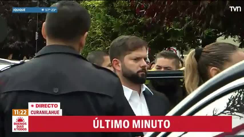 Presidente Boric llega a funeral de suboficial mayor Misael Vidal