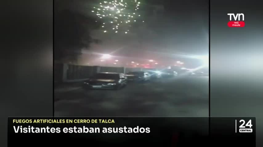 Fuegos artificiales en cerro La Virgen