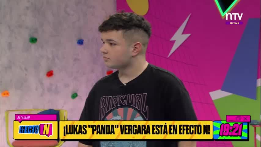 ¡De cabeza! El actor Lukas Vergara  se enfrenta a la mesa de los sentidos