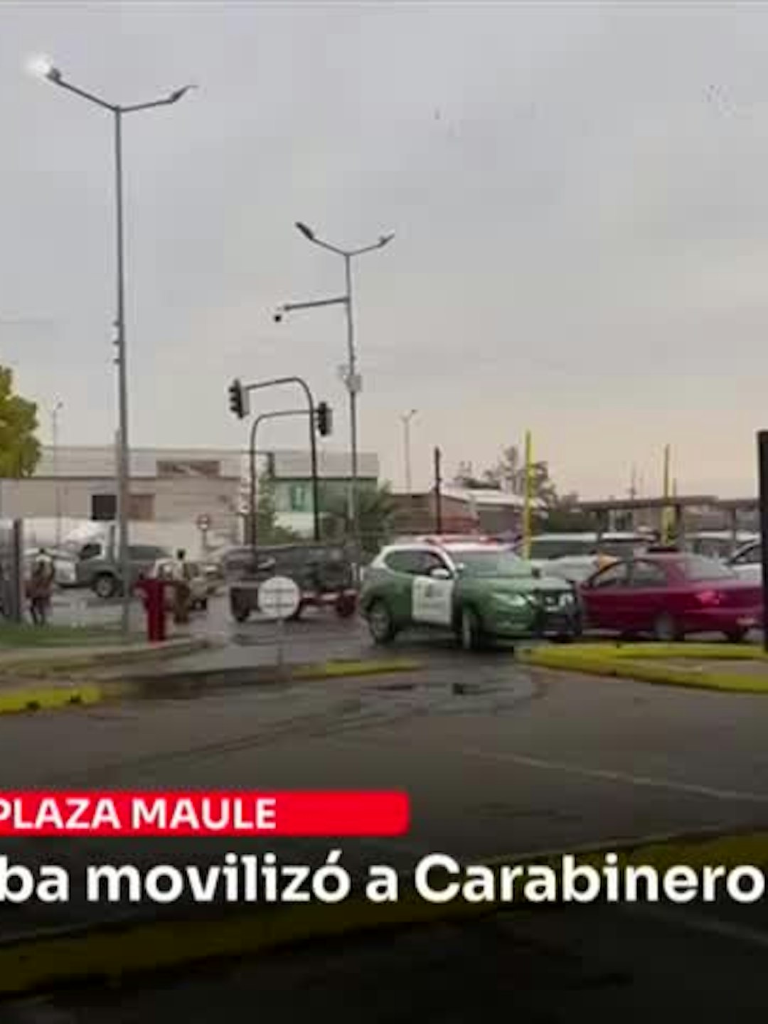 Aviso de bomba obligó a evacuar mall