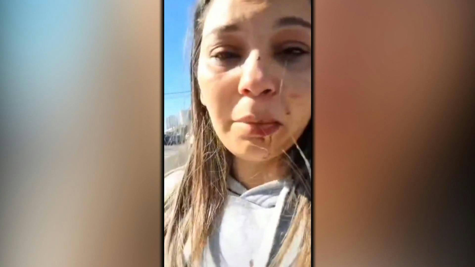 Conductora denunció a través de Redes Sociales haber sido golpeada luego que chocaran su auto 