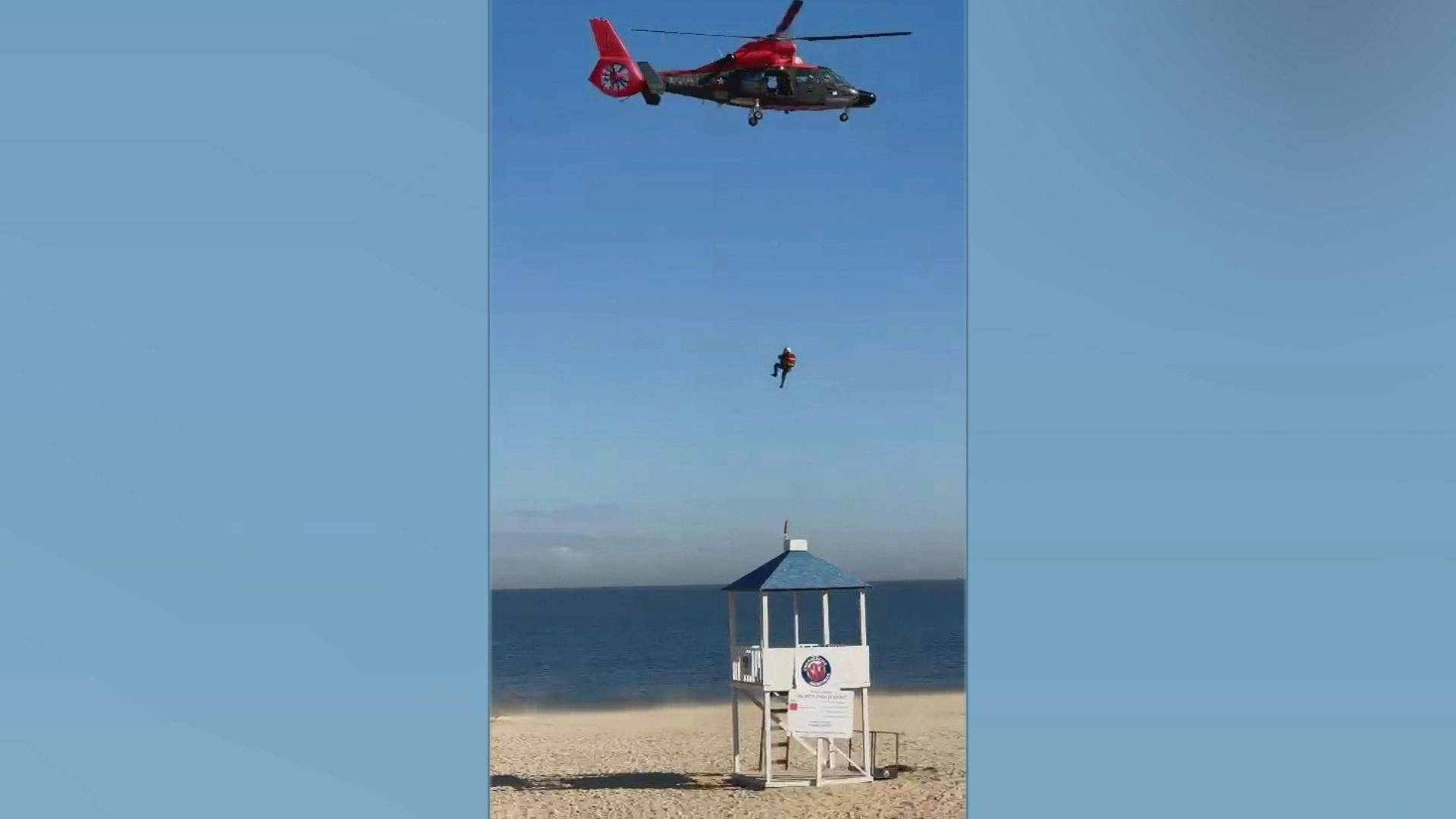 Funcionaria de la Armada que cae desde un helicóptero naval en Viña del Mar