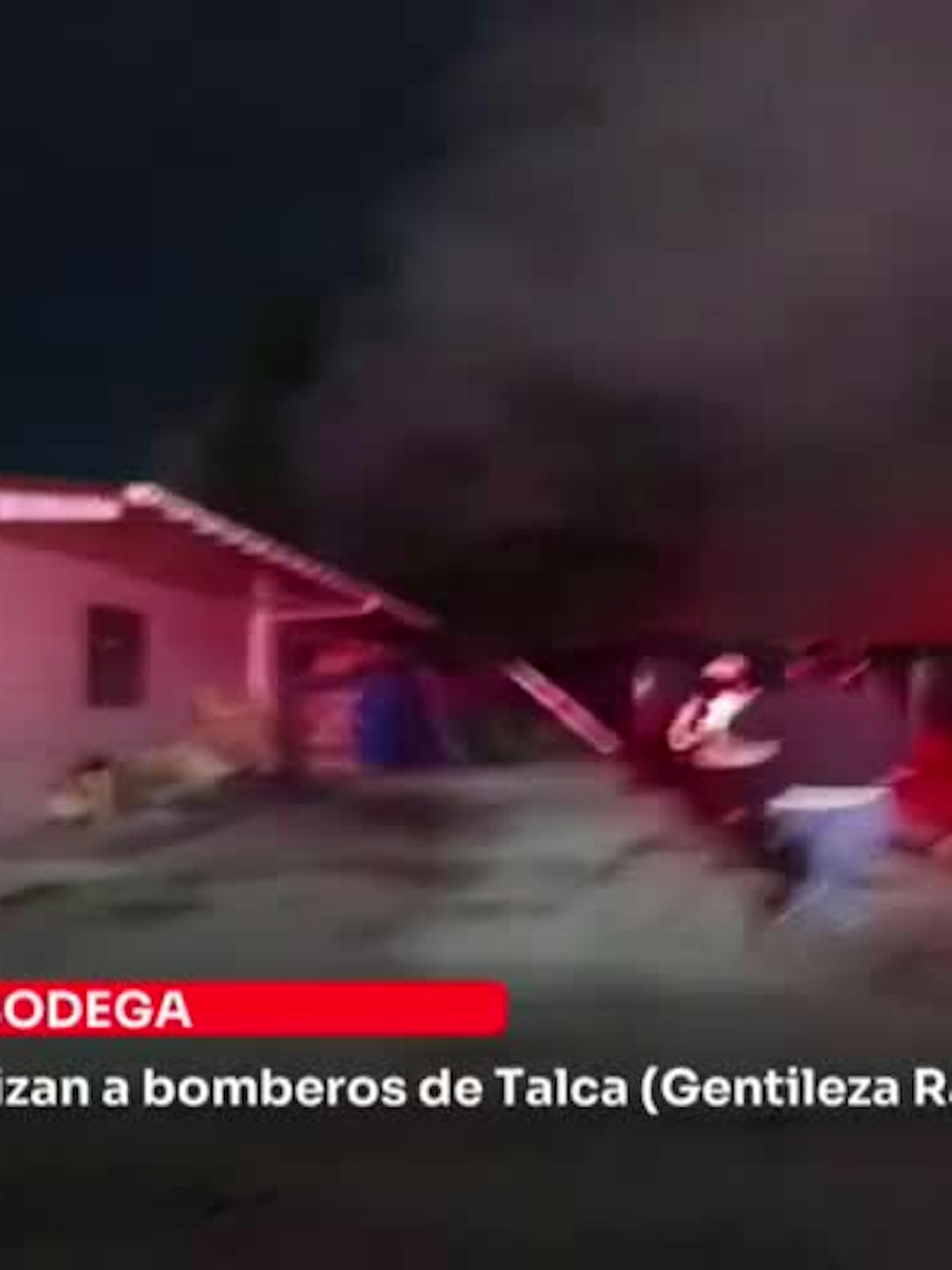Dos incendios movilizan a bomberos de Talca