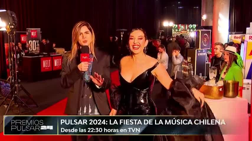Denisse Malebrán deslumbra en los Premios Pulsar 2024