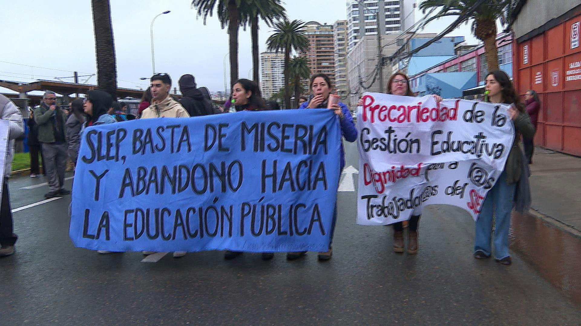 Denuncian serios problemas de infraestructura y daños en liceo Bicentenario de Valparaíso