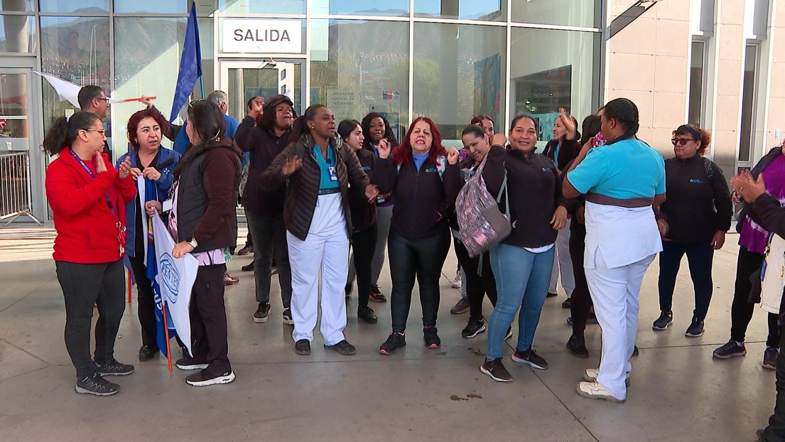 Trabajadores de hospital regional denuncian despidos injustificados