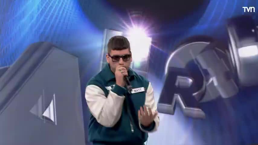 Matt Hunter sorprende abriendo Ahora Caigo