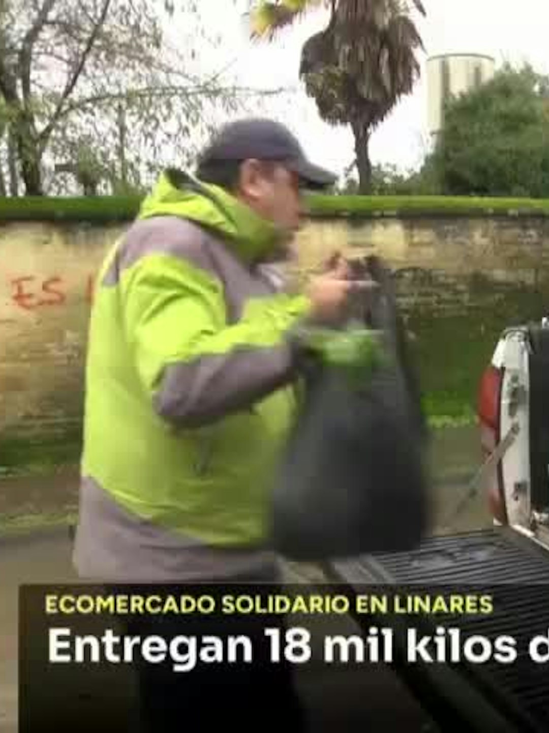 Entregan 18 mil kilos de alimentos a mil familias
