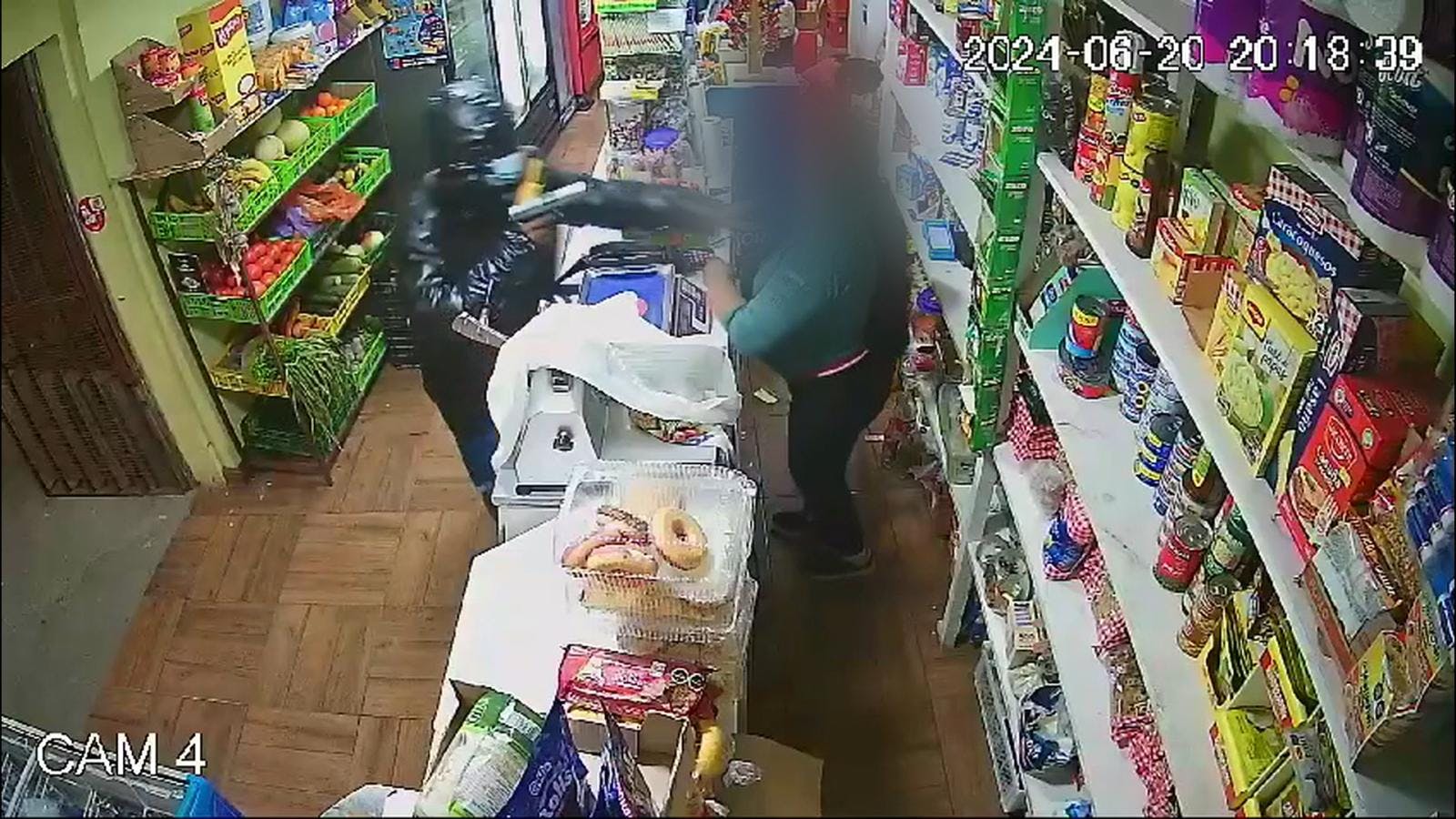Comerciante sufrió violento asalto en su minimarket