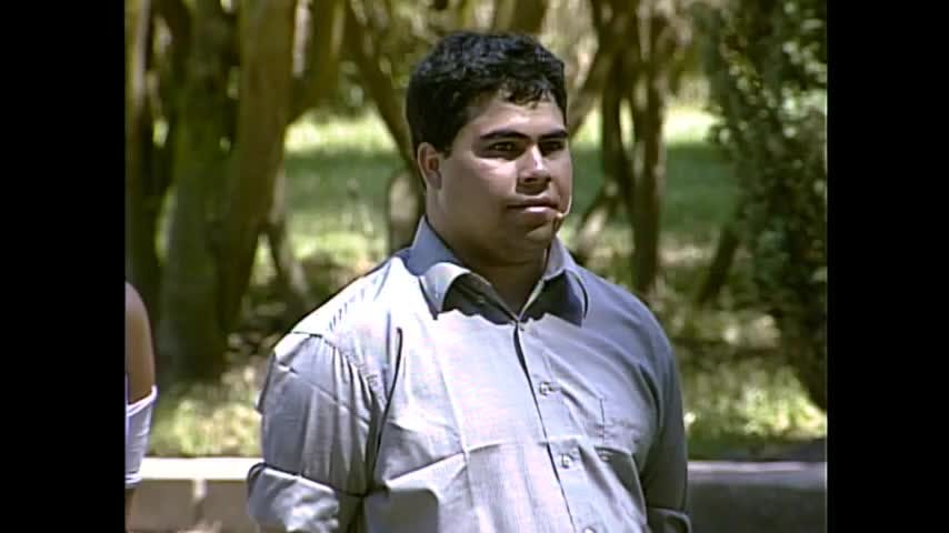 LLegó el peluquero: proceda al corte de cabello 