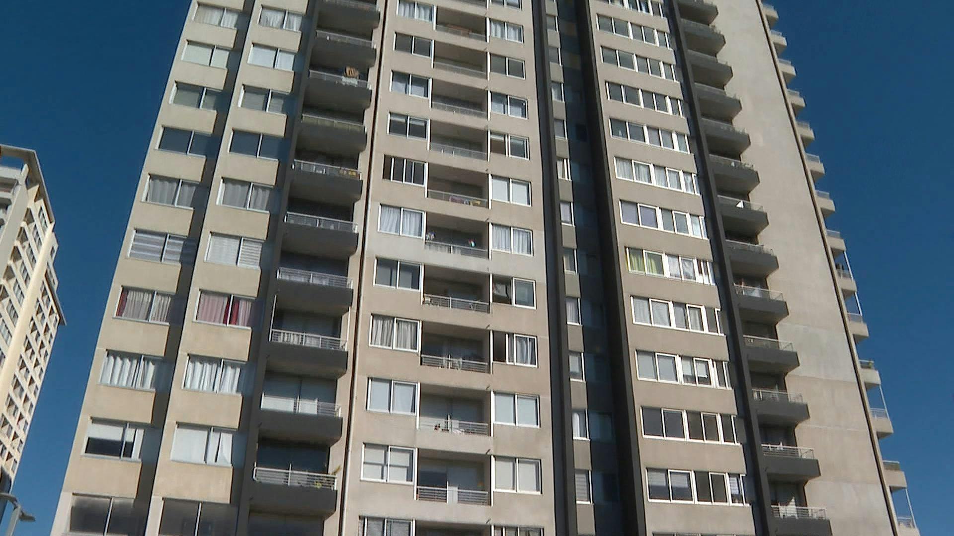 Vecinos acusan problemas estructurales en departamentos  Cumbres de Reñaca ii