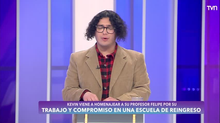 Gracias, profe | Carmen Gloria a tu servicio