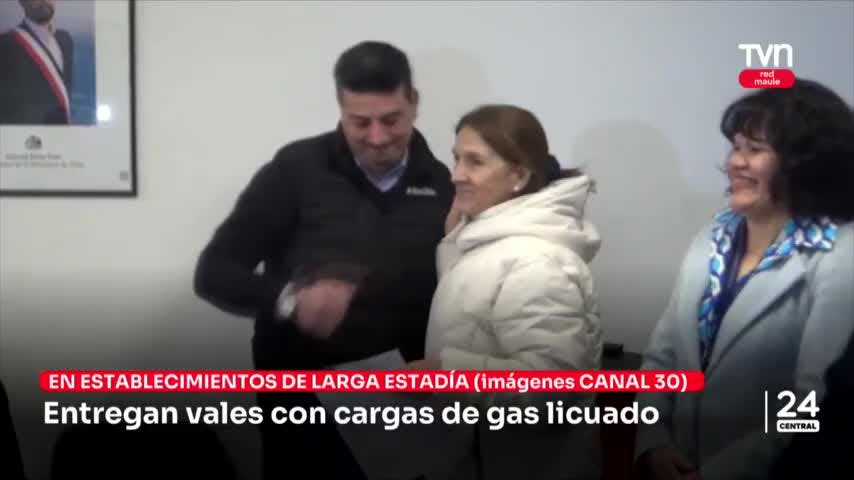 Entregan vales con cargas de gas licuado