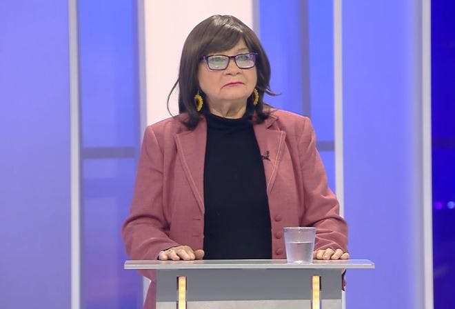 Háganse cargo | Carmen Gloria a tu servicio