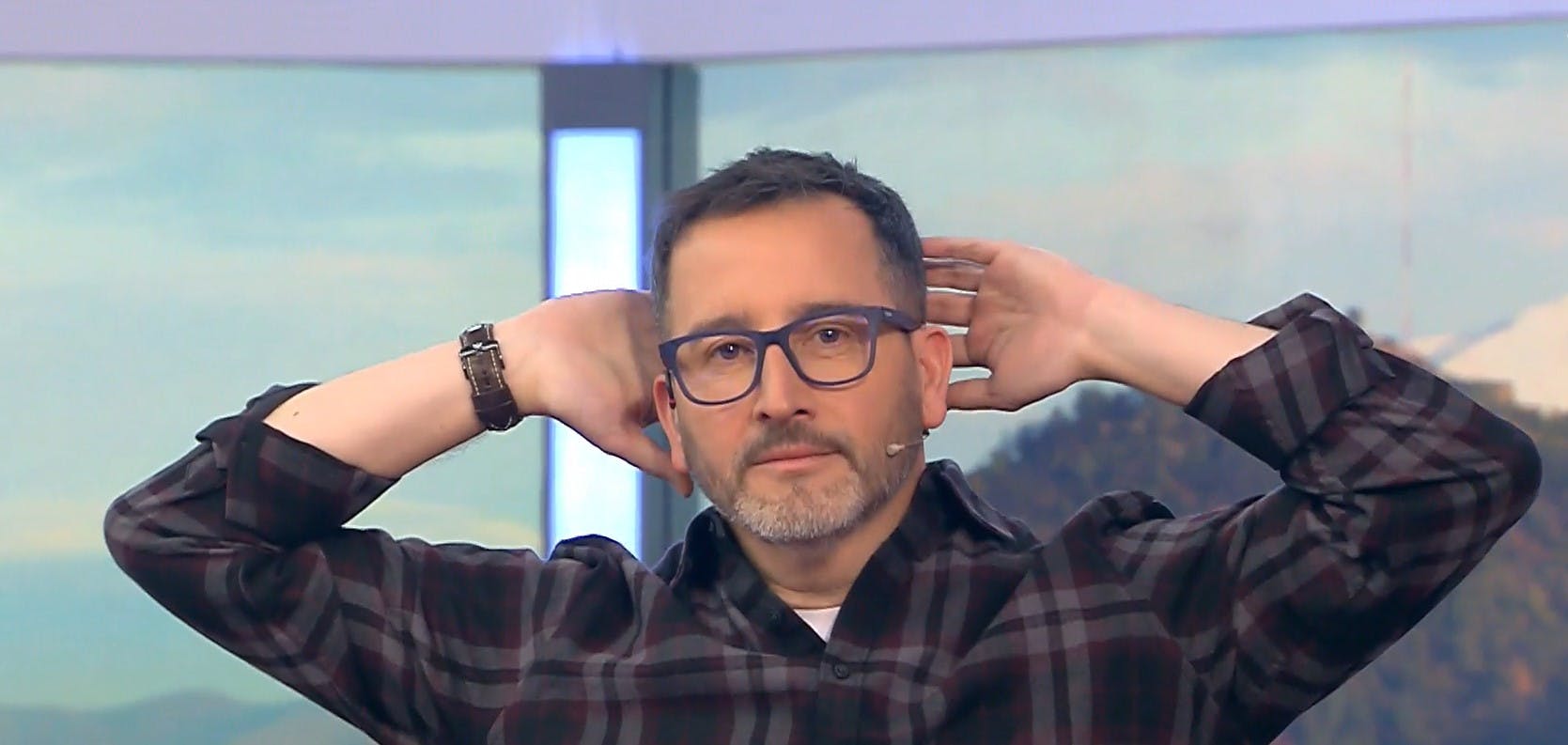 Eduardo Fuentes, el "abuelo chic" favorito de la televisión