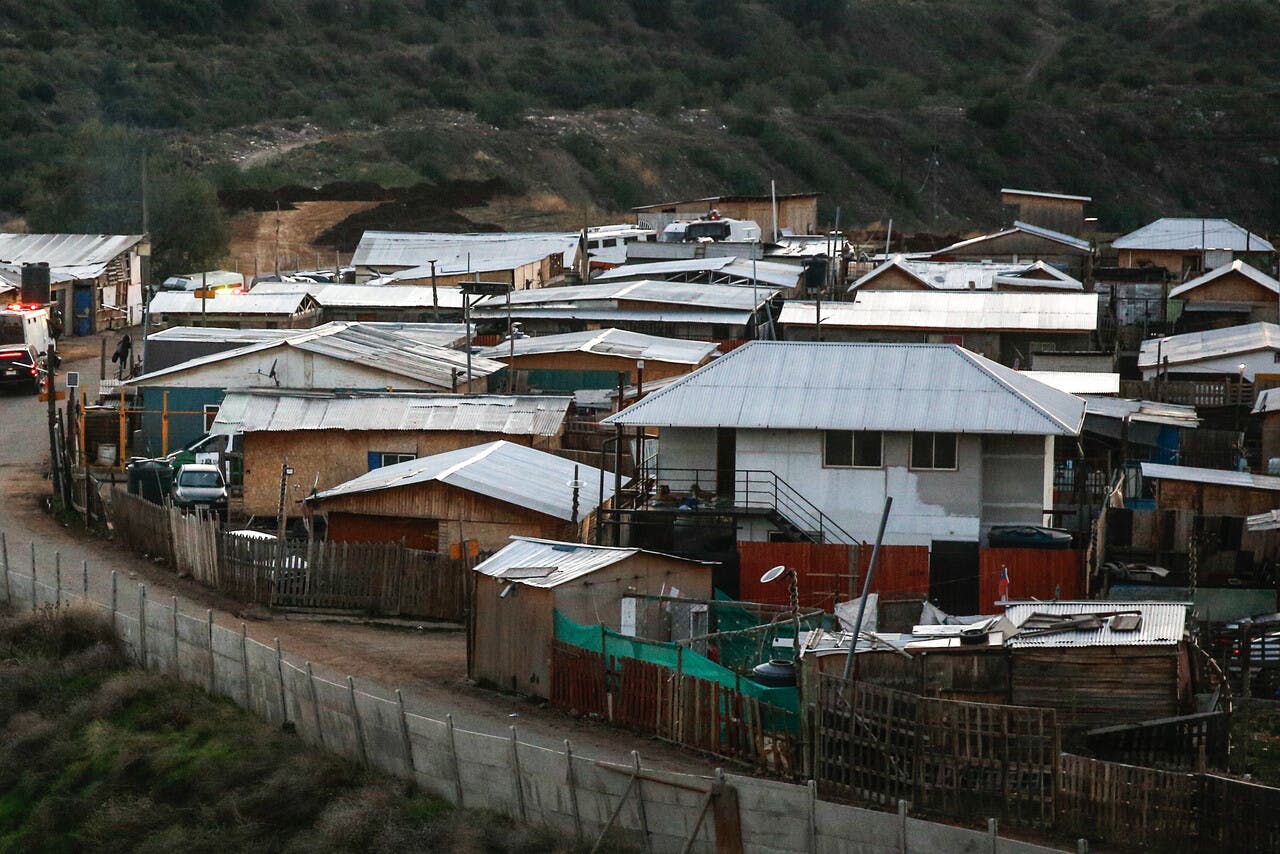 Residente de toma allanada en Puente Alto: "El Tren de Aragua quiso meterse en nuestras casas"