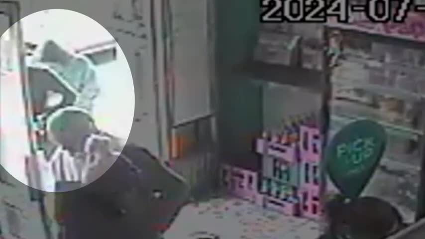 Prisión preventiva para Jesús Vera Vargas, venezolano irregular residente en Chile, e internación provisoria de los 3 menores de 15 años, decretó el Juzgado de Garantía de San Carlos a los implicados en el asalto a un local de Sencillito del centro de la ciudad, que terminó con un cliente fallecido, por el disparo efectuado por el dueño del negocio. No fue culpa de don Gabriel