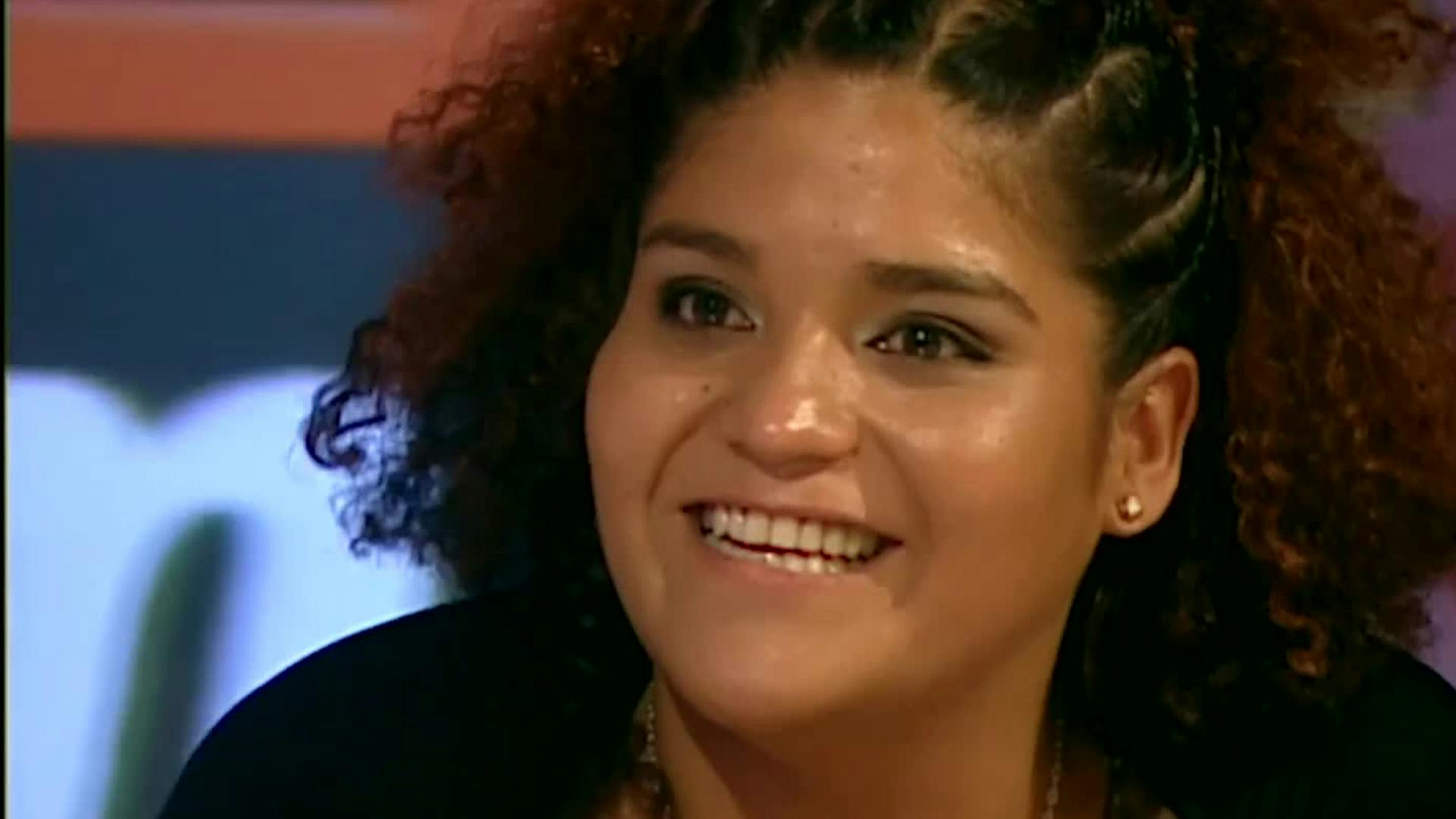 Una sorpresa para Katherine Orellana | Rojo de Chile - T5E3