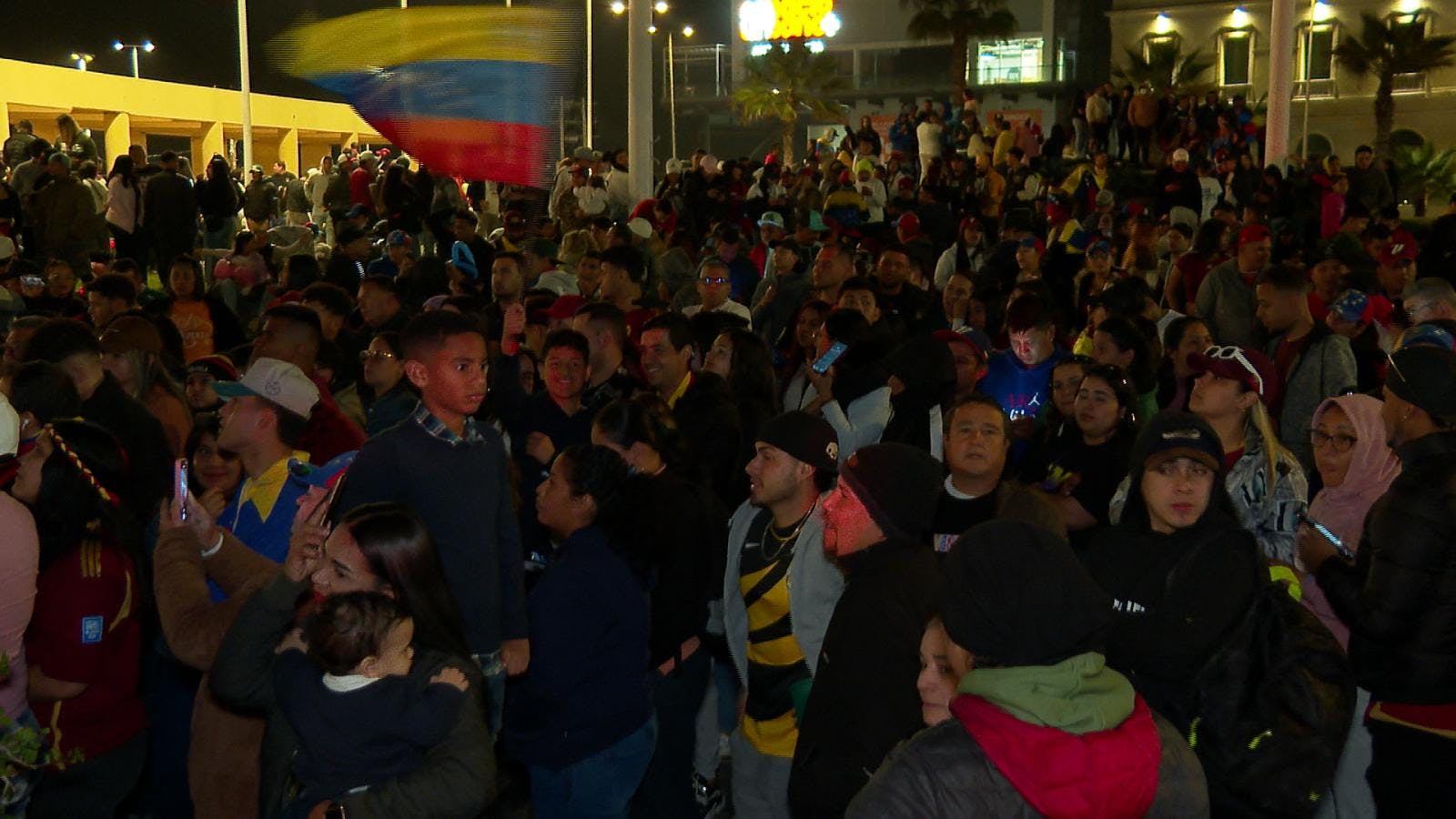 Decepción entre residentes venezolanos en Antofagasta por triunfo de Nicolás Maduro 