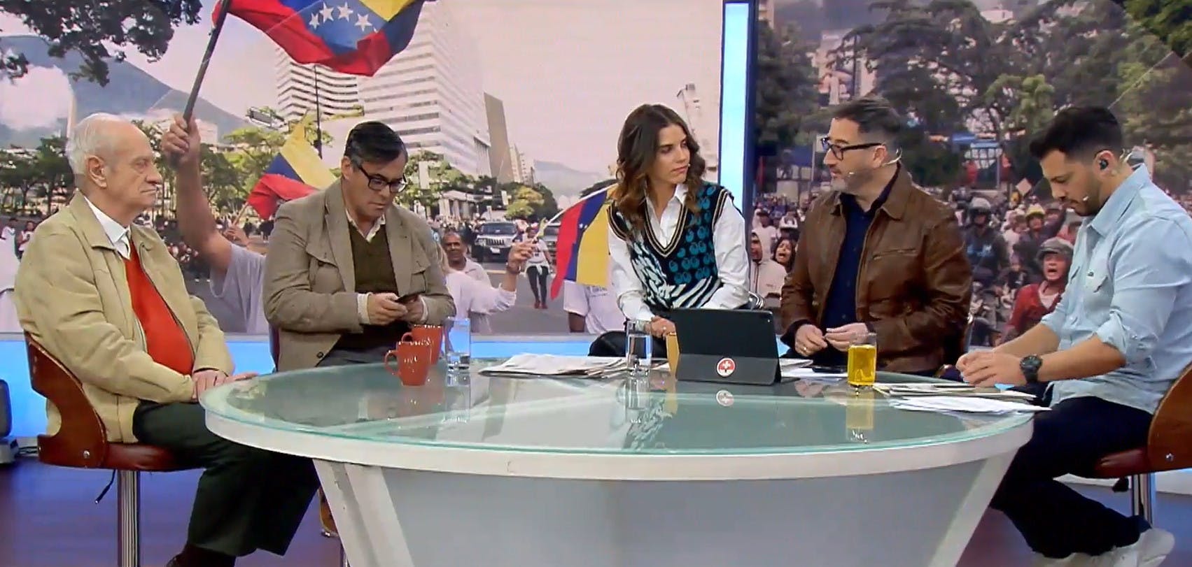 La proyección política de exembajador chileno por crisis en Venezuela