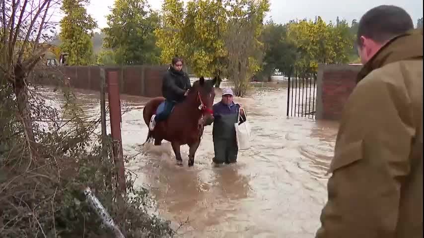 Dos sectores rurales anegados deja desborde en Concepción