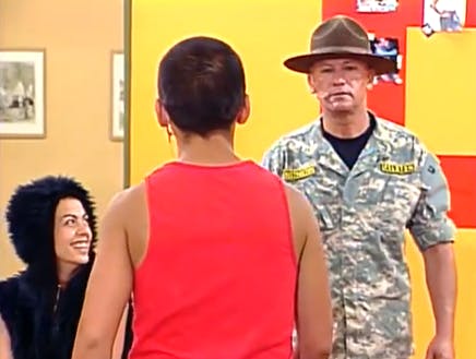 Show de imitación: Yángelo Gutiérrez interpreta al instructor Reinaldo González 