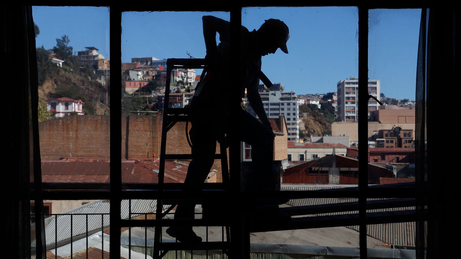 Aumentan morosos en Chile: Tenemos una economía que está muy débil