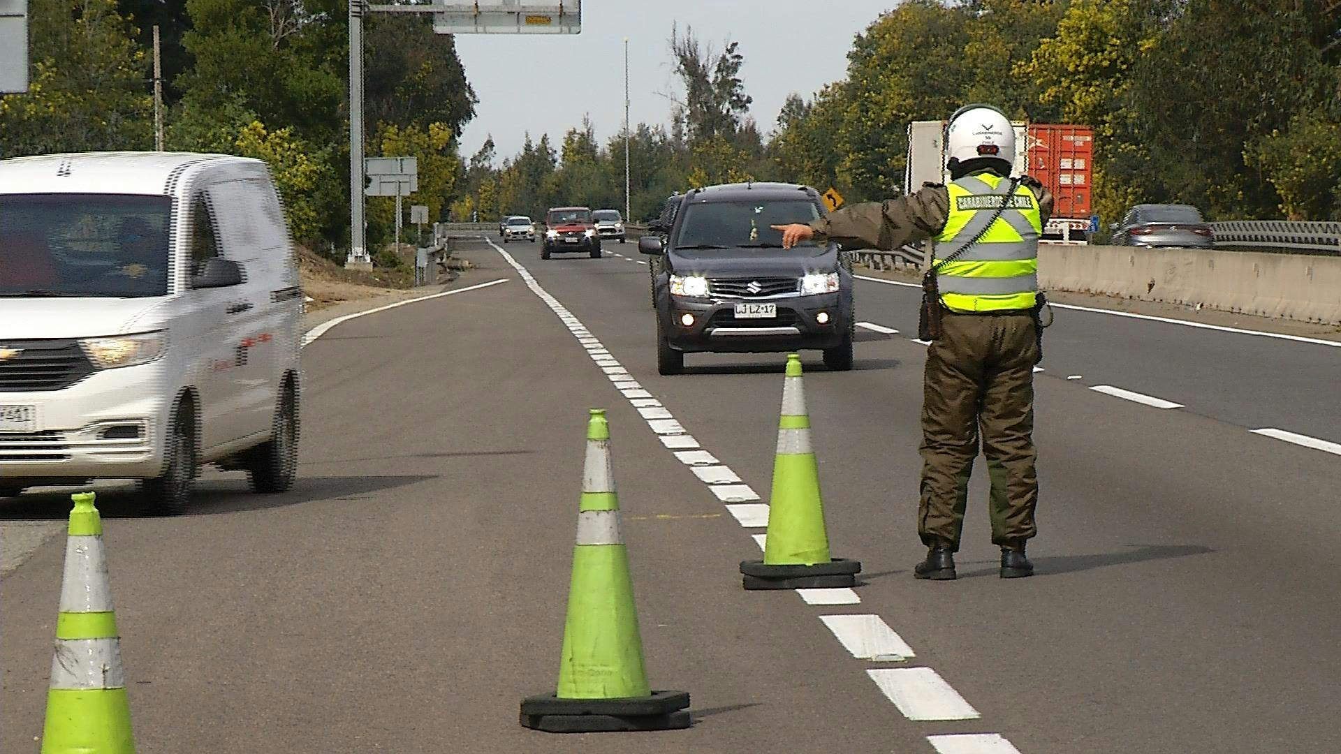 Para este nuevo fin de semana se esperan que al menos 400 mil vehículos ingresen a la región a disfrutar de un prolongado descanso para quienes tengan libre el viernes 16 de agosto. En la carretera, implacables controles se estarán efectuando a quienes se desplacen por las rutas 68, 78 y 5 norte. (14-08-24)