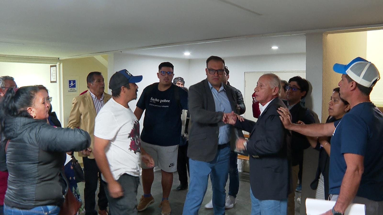 Citación en el TER terminó a golpes 