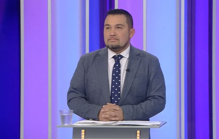 No tienes derecho | Carmen Gloria a tu servicio