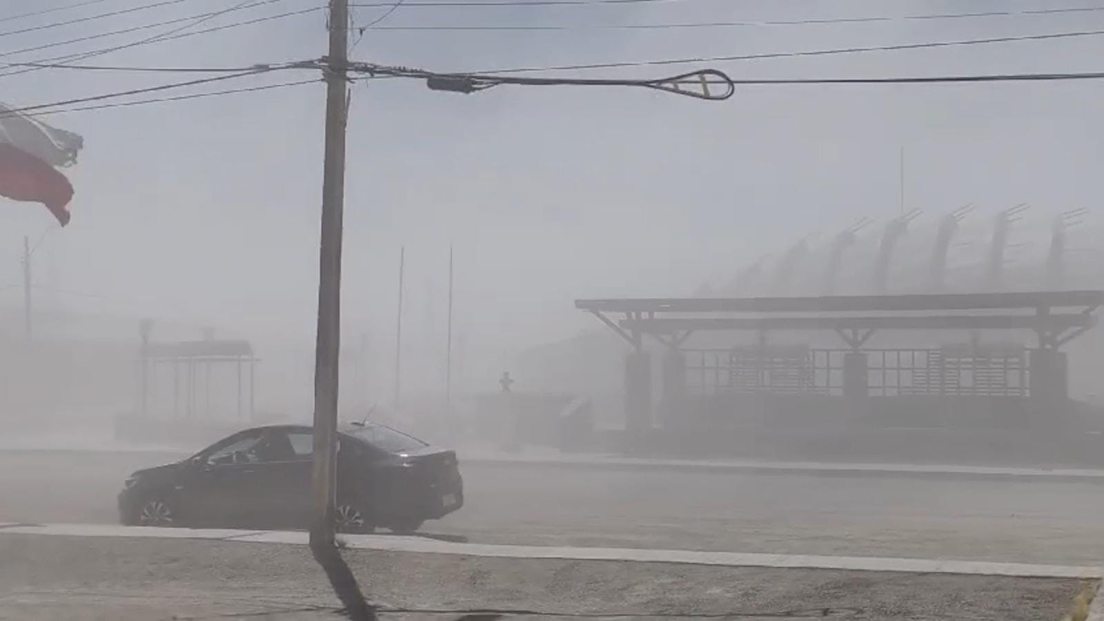 Se registran fuertes vientos en toda la región 